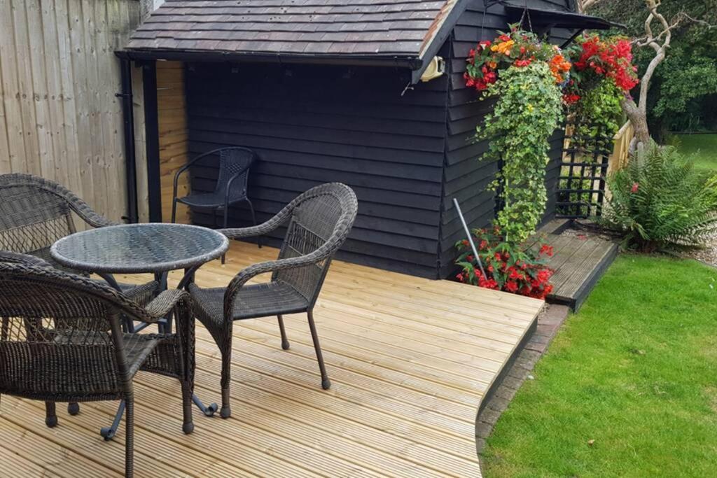 Riverside Lodge Pied A Terre Fordingbridge Εξωτερικό φωτογραφία