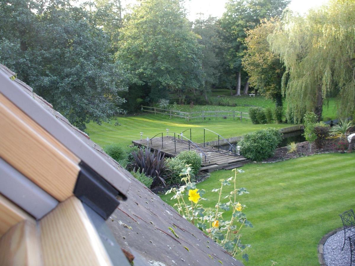 Riverside Lodge Pied A Terre Fordingbridge Εξωτερικό φωτογραφία